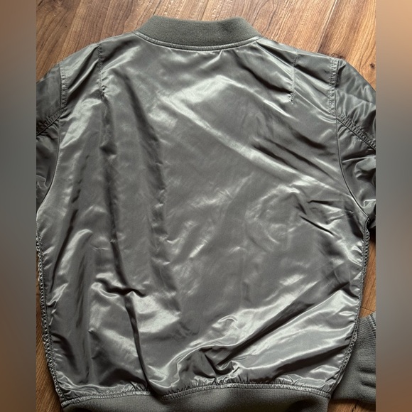 Alpha industries Grey silver NASA bomber jacket size Small - Picture 5 of 6